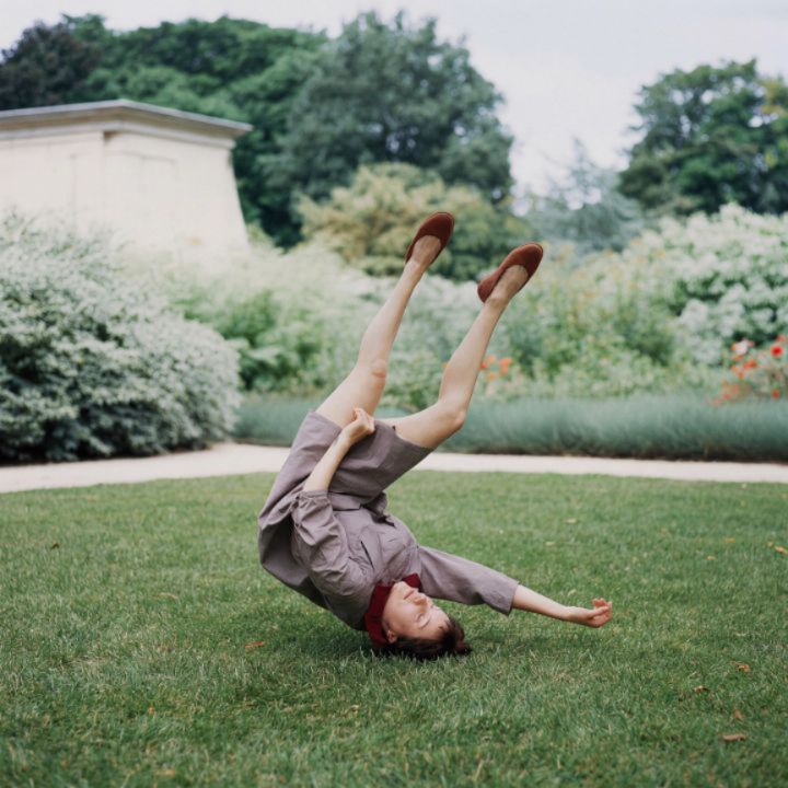 Suspended Movement 01